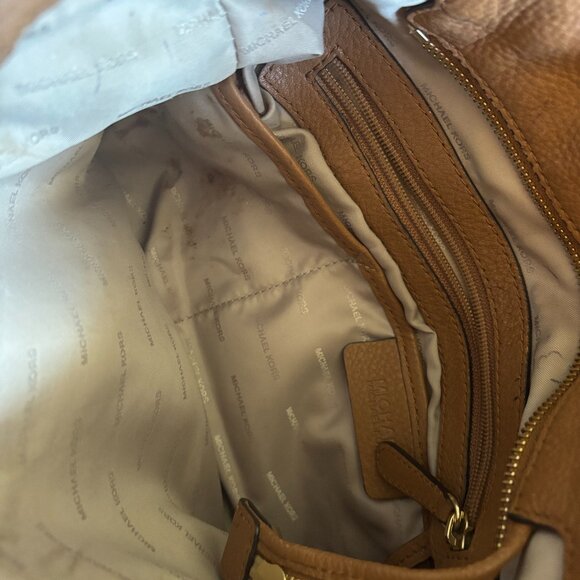 Michael Kors should bag/purse/tote - Picture 2 of 12